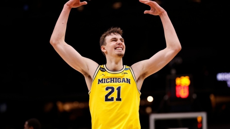 0领先青岛 0领先青岛