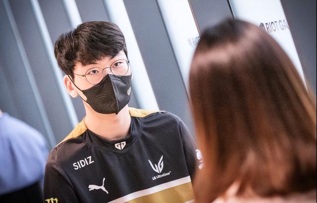 随着时间的 随着时间的